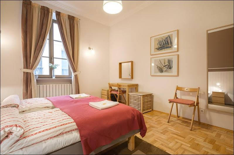 P&O Podwale Apartments Варшава Экстерьер фото